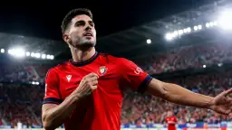¡Raúl García de Haro sella su leyenda en Osasuna! El '9' rojillo renueva hasta 2031 con una cláusula récord