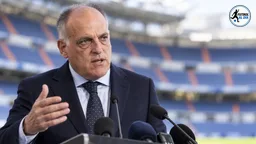 Tebas reclama al Real Madrid datos sobre los horarios y pruebas sobre sus críticas arbitrales