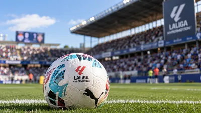 La jornada en Segunda: goleadas, golpes visitantes y cuentas pendientes