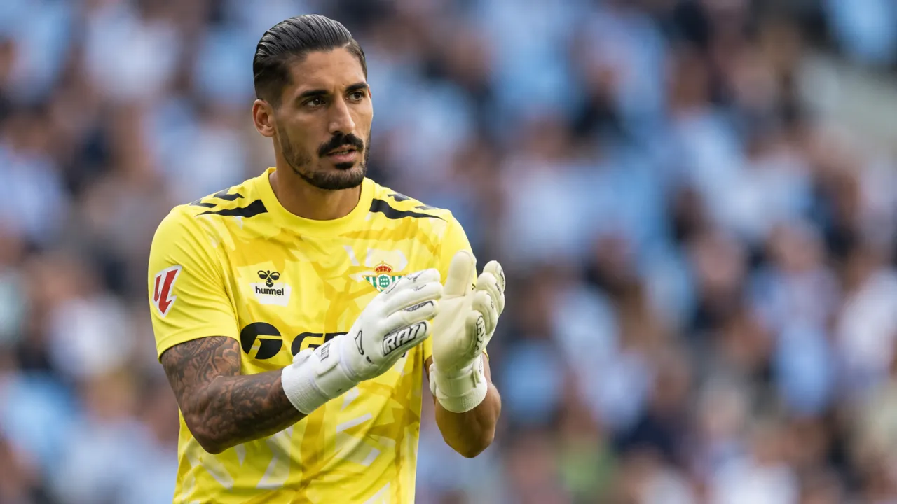 Álvaro Valles firma su quinta portería a cero en diez partidos de Liga