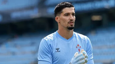El Celta concreta la cesión de Altay Bayindir, portero turco del Manchester United