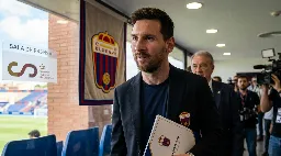 El Eldense anuncia la entrada de Messi en su propiedad, pendiente del visto bueno del CSD
