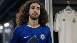 Cucurella, registrado por la FIFA como jugador del Chelsea para el Mundial pese a su fichaje por el Real Madrid
