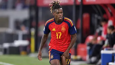 Nico Williams abandona la concentración de España por una lesión muscular