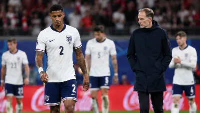 Inglaterra tropieza en el Mundial por su debilidad en el lateral derecho
