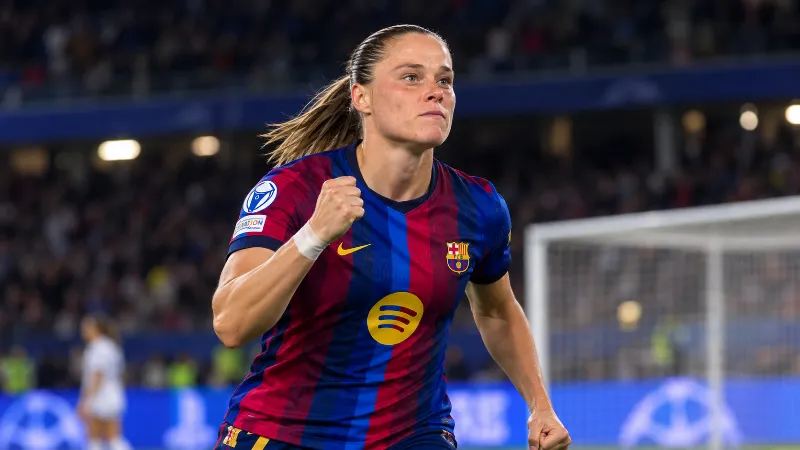 El Barcelona remonta y golea al Paris FC en su estreno europeo