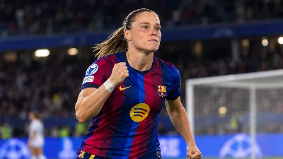 El Barcelona remonta y golea al Paris FC en su estreno europeo