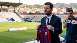 Messi se acerca al Eldense y la operación agita la Segunda División