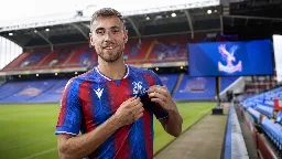 Óscar Mingueza firma con el Crystal Palace hasta 2030