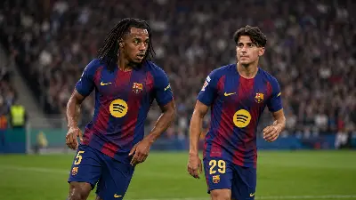 Koundé y una promesa del filial centran las dudas del Barcelona en el mercado