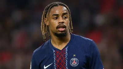 Barcola comunica al PSG que no renovará y el Liverpool lidera la carrera por su salida