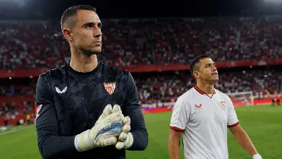 El Sevilla FC no renueva con Alexis Sánchez y confirma la cesión de Vlachodimos