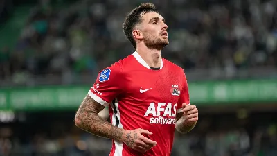 El Betis tantea a Troy Parrott como opción para su delantera