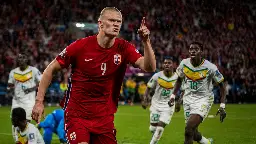 Haaland lidera a Noruega en un triunfo sufrido ante Senegal