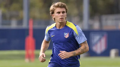 Pablo Barrios vuelve al grupo y Simeone recupera una opción para el centro del campo