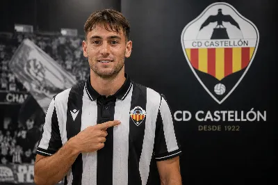 El CD Castellón refuerza su defensa con el central Ilias Kostis