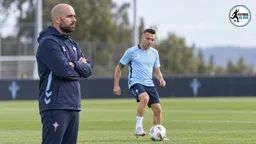 Giráldez confía en los recursos del Celta y no ve necesario acudir ahora al mercado
