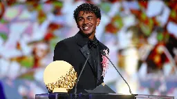 Lamine Yamal conquista su tercer premio Kopa consecutivo