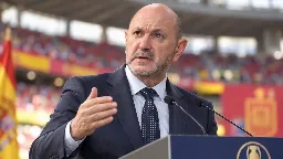 Louzán defiende que España albergue la final del Mundial 2030