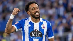 Aubameyang suma cinco goles y recibe los elogios de Navarro e Hidalgo