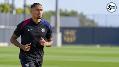 Raphinha vuelve parcialmente al grupo, pero su regreso a la competición sigue abierto