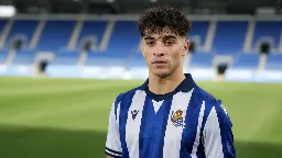 La Real Sociedad refuerza su proyecto con la renovación de Jon Martín hasta 2032