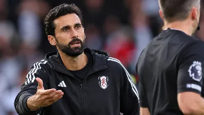 La FA acusa a Álvaro Arbeloa de conducta indebida tras sus declaraciones sobre el arbitraje
