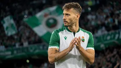 Canales vuelve a casa: el Racing ficha experiencia y emoción para su regreso a Primera