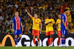 El Lens tumba al PSG con diez y conquista una histórica Supercopa de Francia