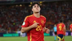 Xavi Espart marca y España Sub-19 alcanza la final del Europeo con su aportación