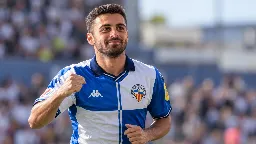 Baena se adapta al Sabadell y firma un doblete decisivo en Ceuta