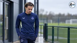 El Everton aparta a Grealish del partido ante el Newcastle por motivos disciplinarios