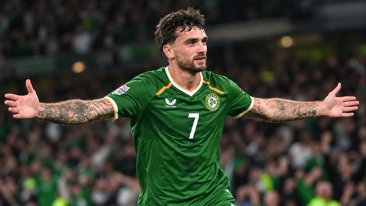 Troy Parrott dispara los elogios con su espectacular actuación con Irlanda
