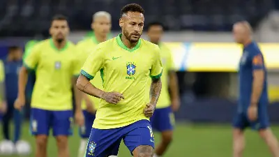 Neymar se reincorpora a los entrenamientos de Brasil con dudas sobre su participación en el Mundial 2026