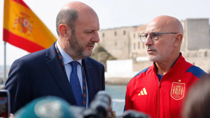 Louzán defiende que la final del Mundial 2030 se juegue en España