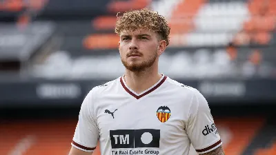 El Valencia CF negocia la incorporación de Harvey Elliott