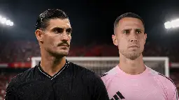 Sevilla busca portero: Conde o Vlachodimos, una decisión pendiente
