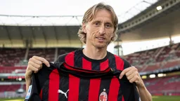 Modric renueva con el Milan y apunta a permanecer hasta 2027