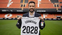 El Valencia renueva a Corberán hasta 2028 en busca de estabilidad tras dos temporadas de lucha por la permanencia