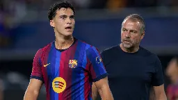Cortés, la opción de Flick para cubrir la cesión de Araújo en la defensa del Barça