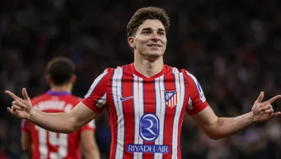 Julián Álvarez agita el mercado: el Atlético frena la ofensiva millonaria del Real Madrid