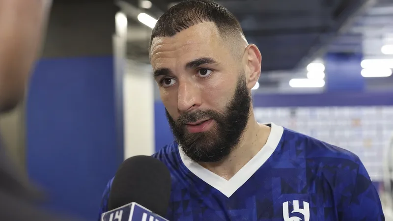 Benzema zanja los rumores y confirma su continuidad en el Al-Hilal