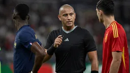 Francia y España se miden en semifinales con Iván Barton como árbitro designado