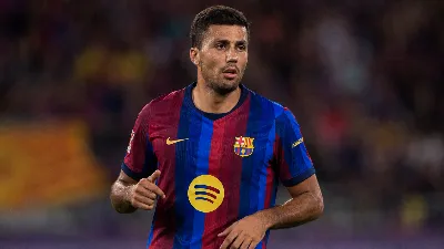 Rodri debuta con el Barcelona en una victoria que afianza el liderato