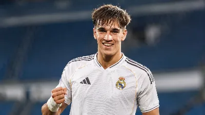 Carlos Espí, nuevo ‘9’ del Real Madrid: apuesta hasta 2031 por una de las revelaciones de LaLiga