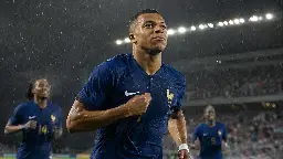 Mbappé guía a Francia bajo la tormenta: 3-0 a Irak y billete a la siguiente fase