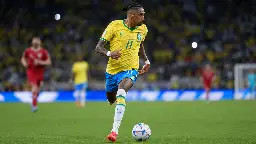 Raphinha frena el interés saudí: Al-Hilal espera al Mundial para negociar