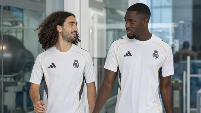 Cucurella y Konaté pasan el reconocimiento médico y se suman a la pretemporada del Real Madrid