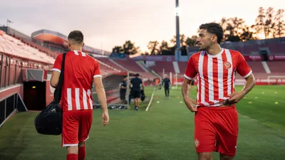 El Girona afronta movimientos en su plantilla con salidas y refuerzos en Segunda División