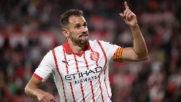 Stuani prolonga su etapa en el Girona y afrontará su décima temporada en Montilivi